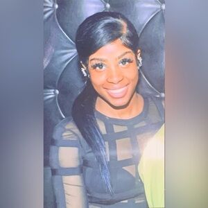 MEET YOUR SELLER😻